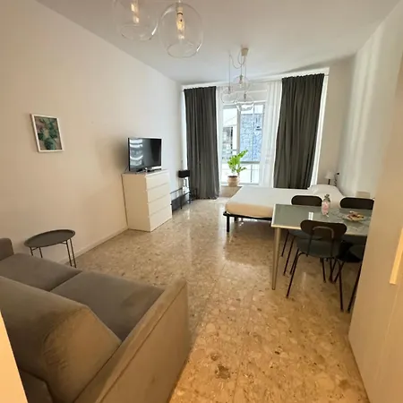 Em-loft Apartment