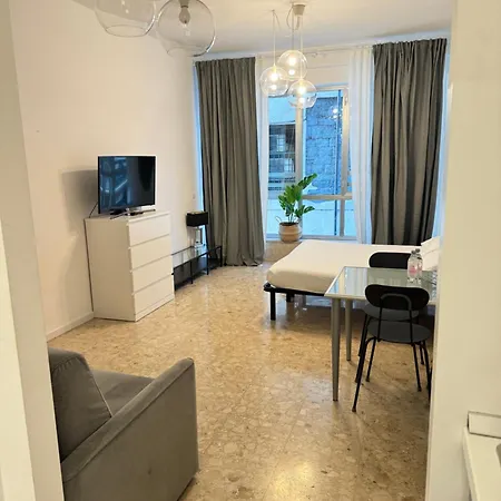 Em-loft * Genua